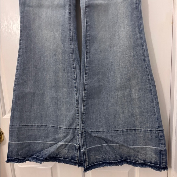 Judy Blue Jeans Tummy Control With Release Hem Flare High Waist NWT - Picture 2 of 9